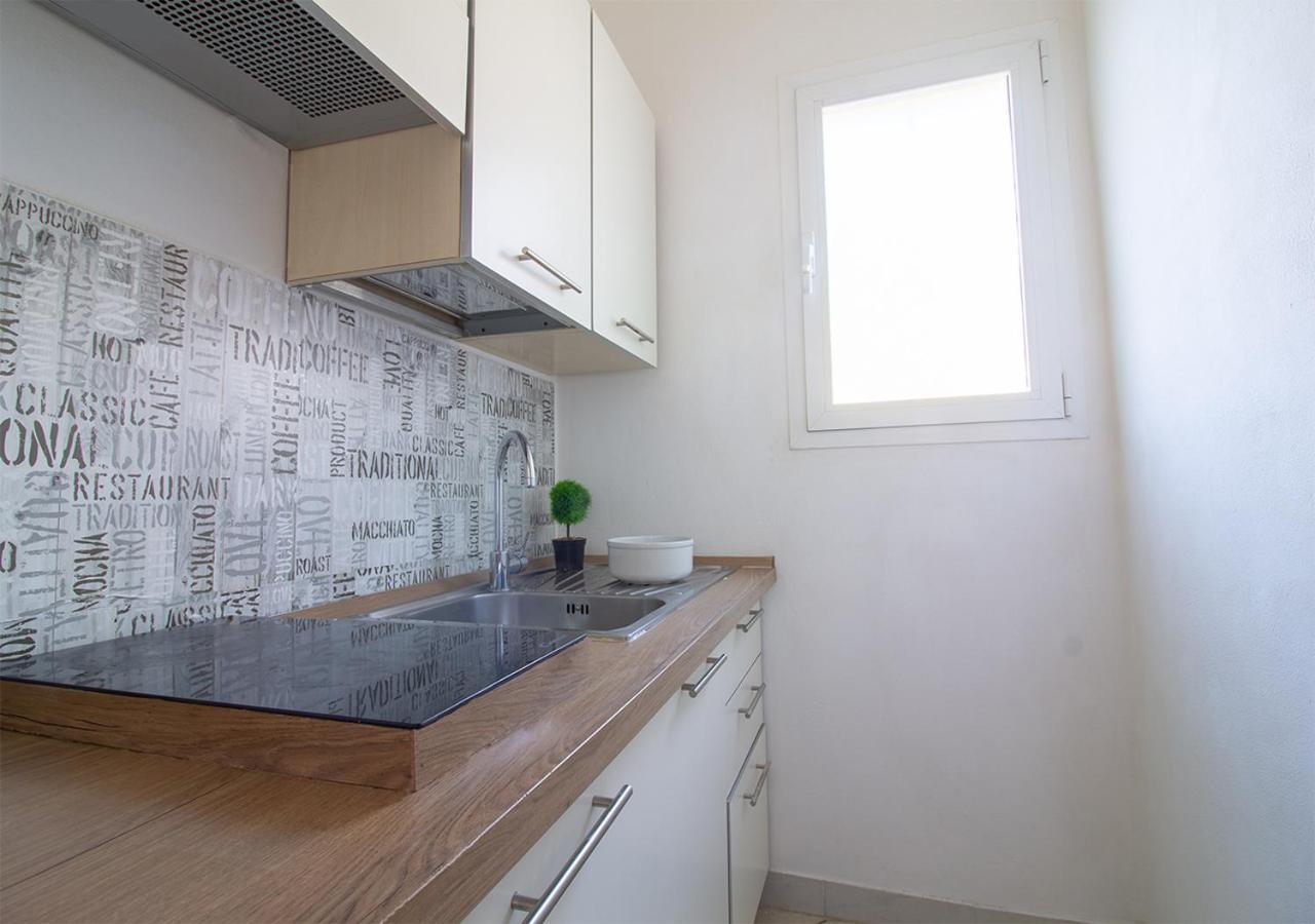 Athena Rooms - Parcheggio Privato Болонья Экстерьер фото
