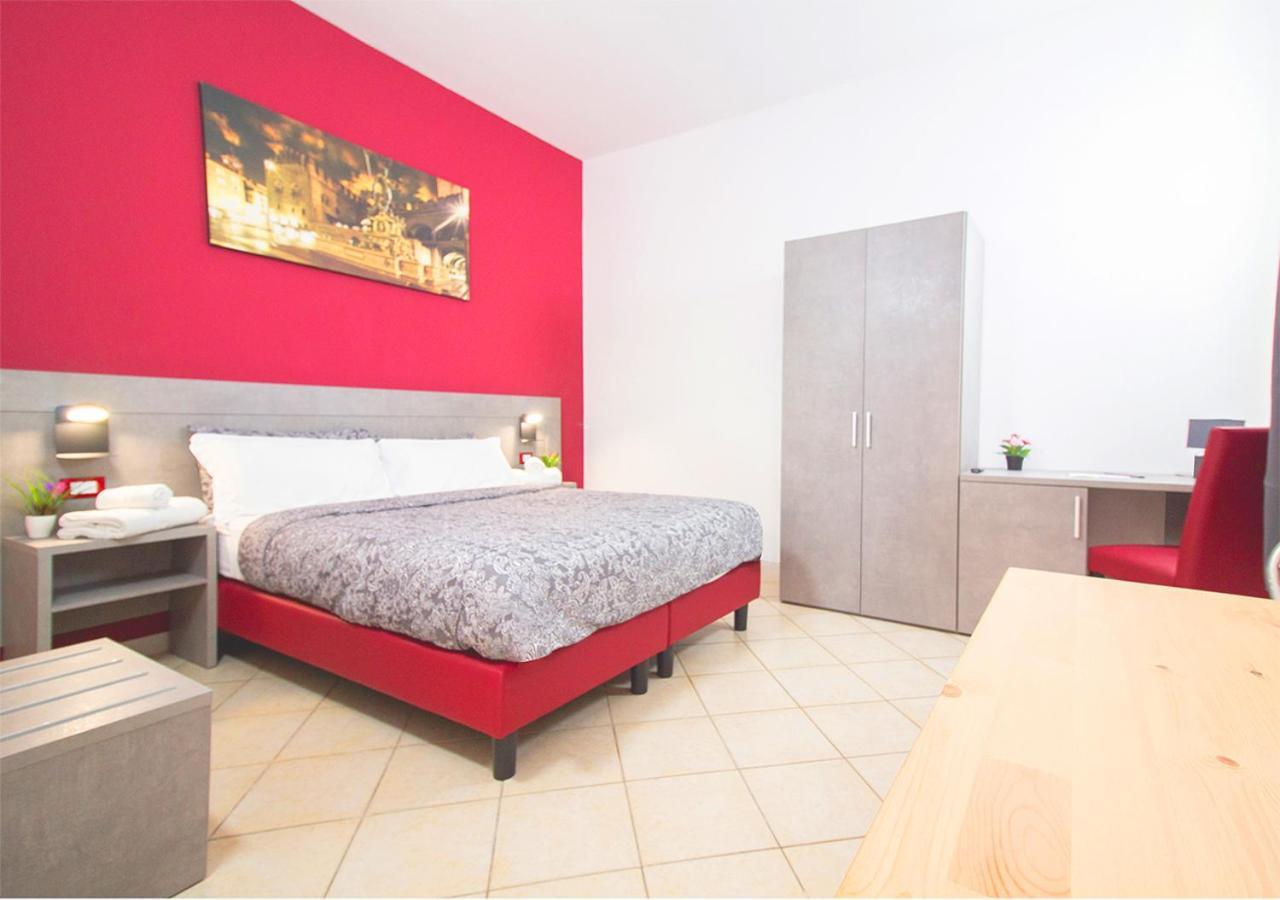 Athena Rooms - Parcheggio Privato Болонья Экстерьер фото